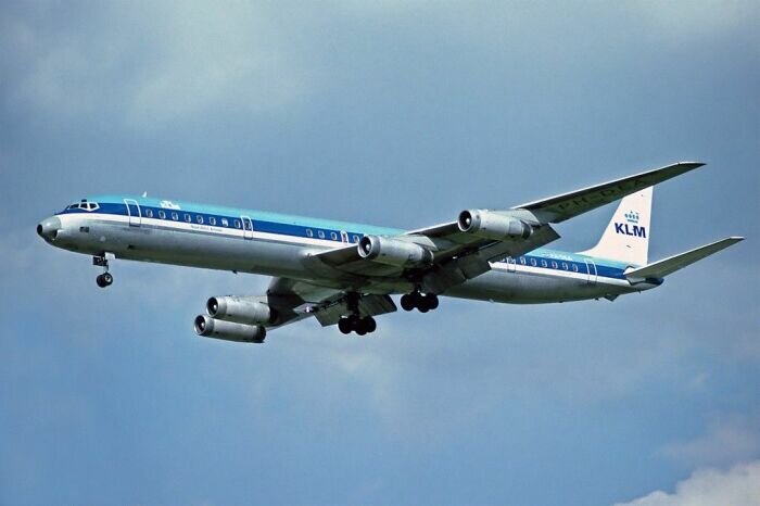 Лайнер DC-8. |Фото: ya.ru.