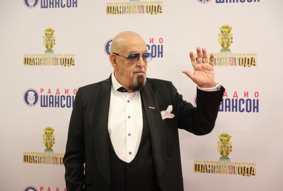    Михаил Шуфутинский