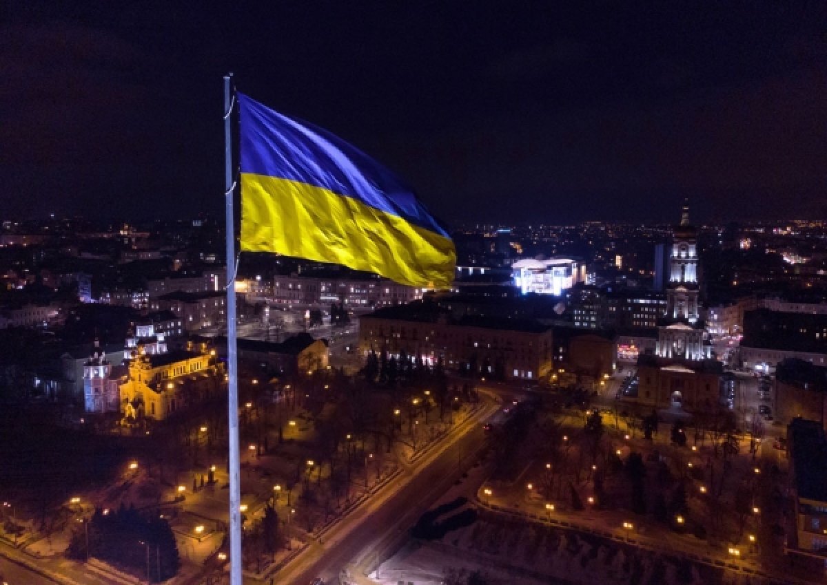    Миллиардер Сакс: выделение Украине новой помощи не спасет ее от краха