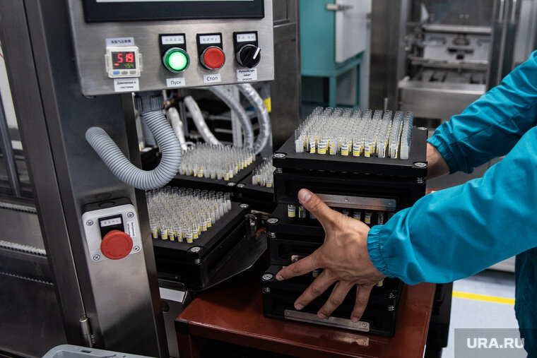 Солнцезащитные крема тестируются исходя из того, сколько ультрафиолетового излучения требуется для получения солнечных ожогов при их отсутствии. Фото: Анна Майорова © URA.RU