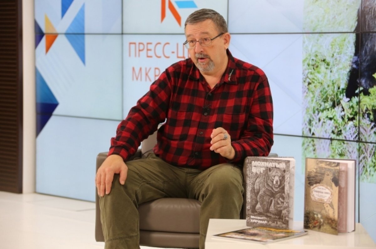    Михаил Кречмар.