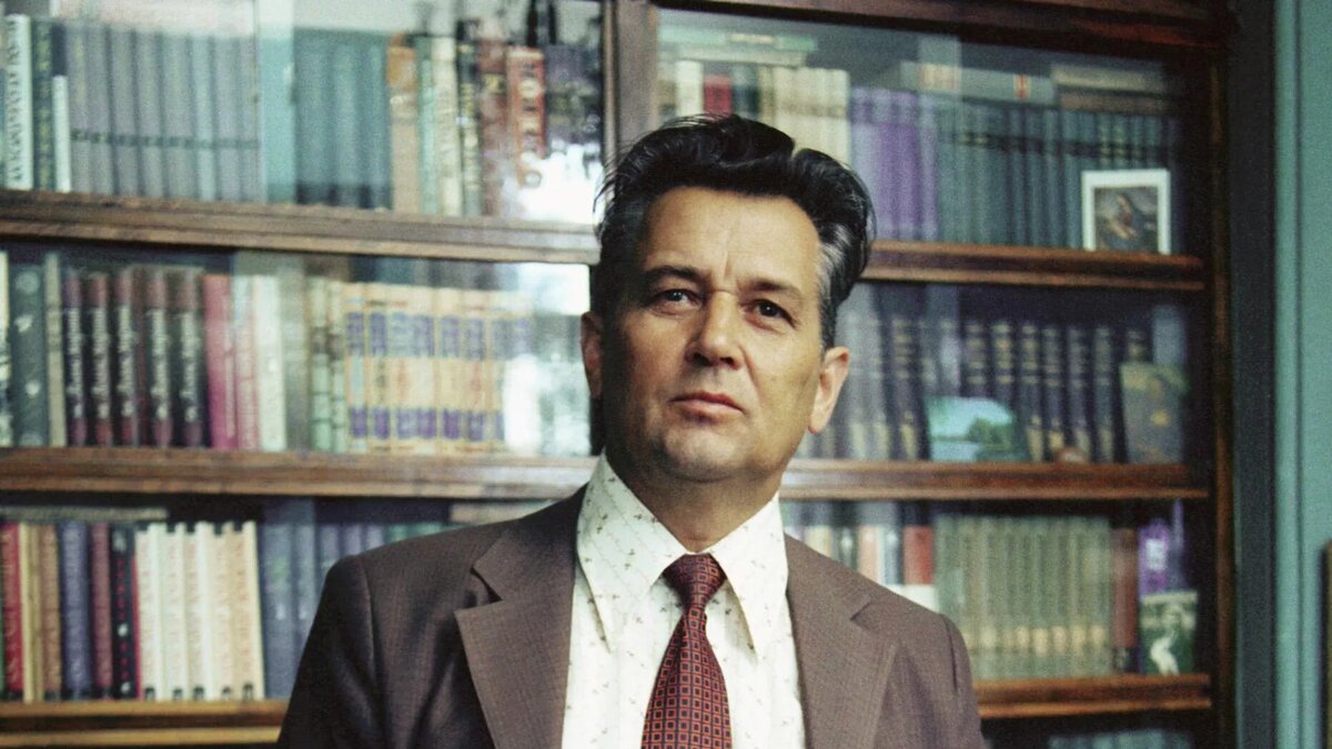 Олесь Гончар. РИА Новости