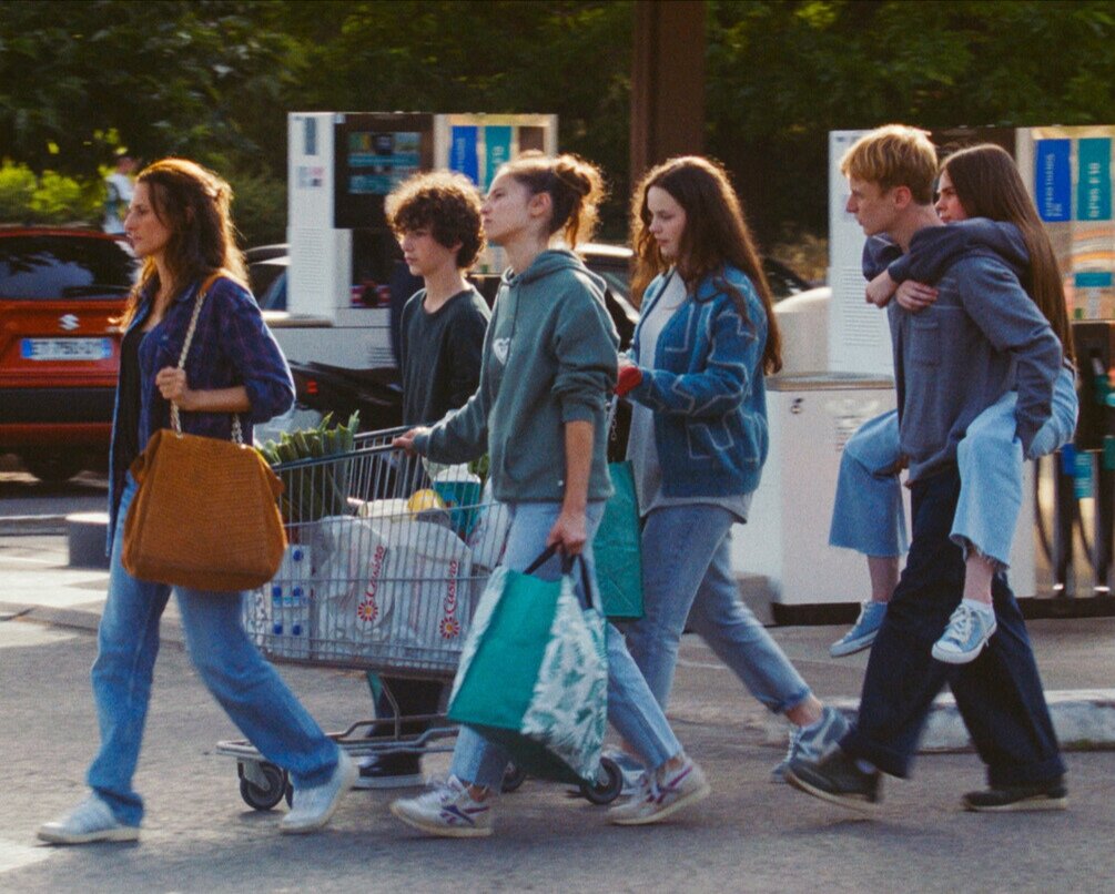 Кадр из фильма "Тони и её семья".