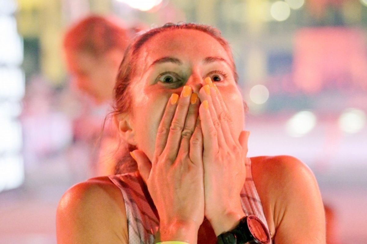    Российская легкоатлетка Дина Александрова выиграла марафон в Цюрихе