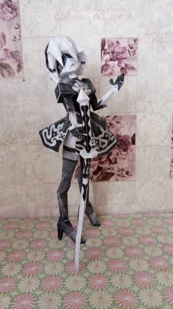 Уголок NieR:Automata: "2b" модель из бумаги