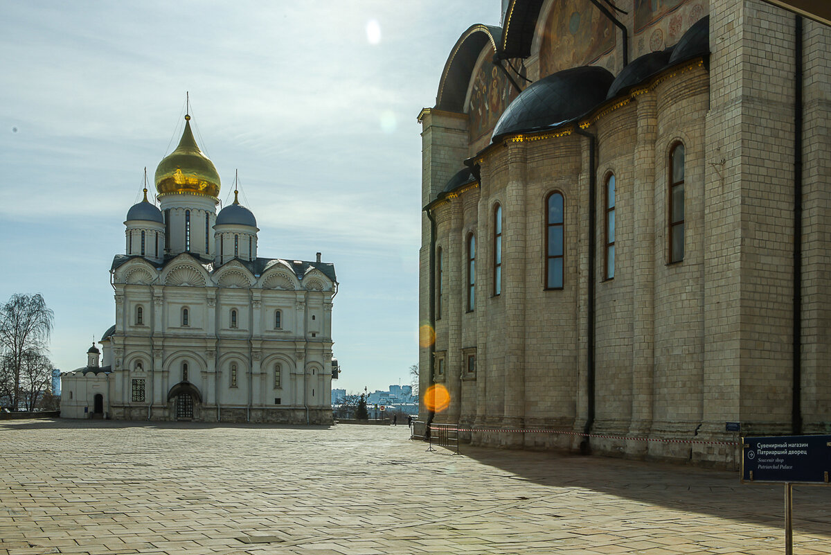 С 15 марта по 26 мая Москва украшается уникальной выставкой в Патриаршем дворце и Успенской звоннице, которая погружает посетителей в эпоху XIX века и открывает завесу над личной коллекцией Павла...-15