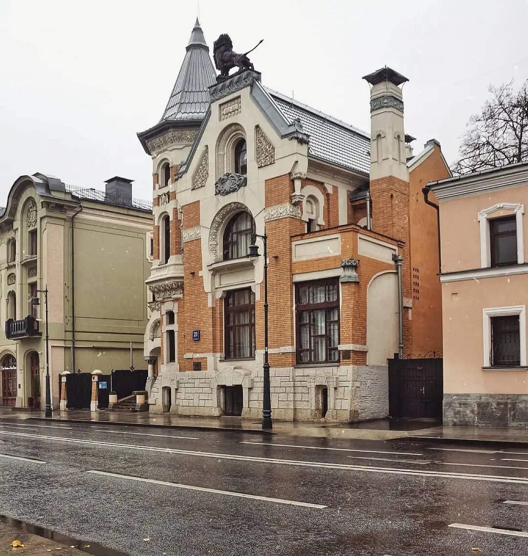 Загадочный замок на Остоженке: московский модерн, непростая судьба  архитектора, символы и боронзовый лев. | In Moscow | Дзен