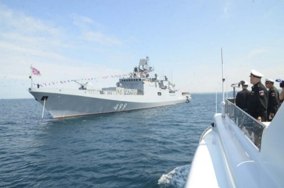    Главы ВМФ РФ и КНР подписали меморандум о сотрудничестве по спасанию в море
