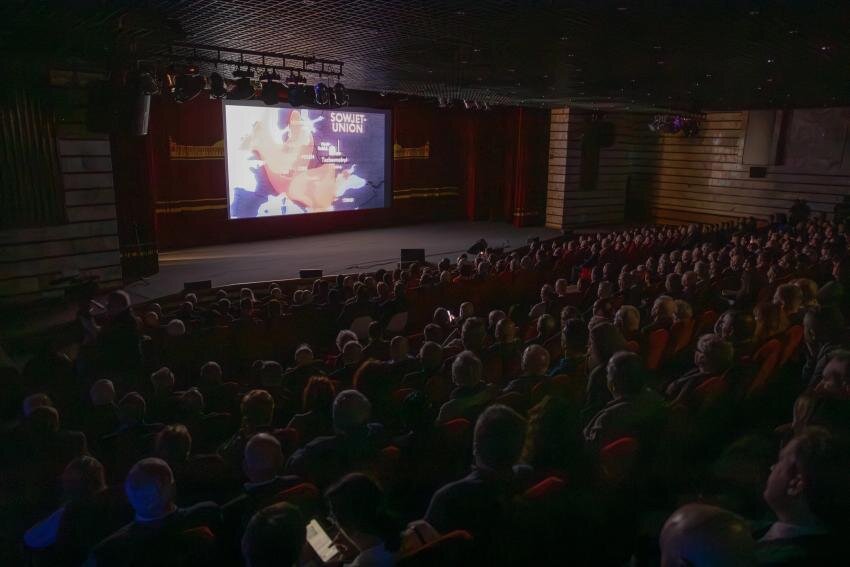 В Музее Победы 19 апреля состоялась премьера документального фильма «Инженер Победы. Маршал Аганов».-2