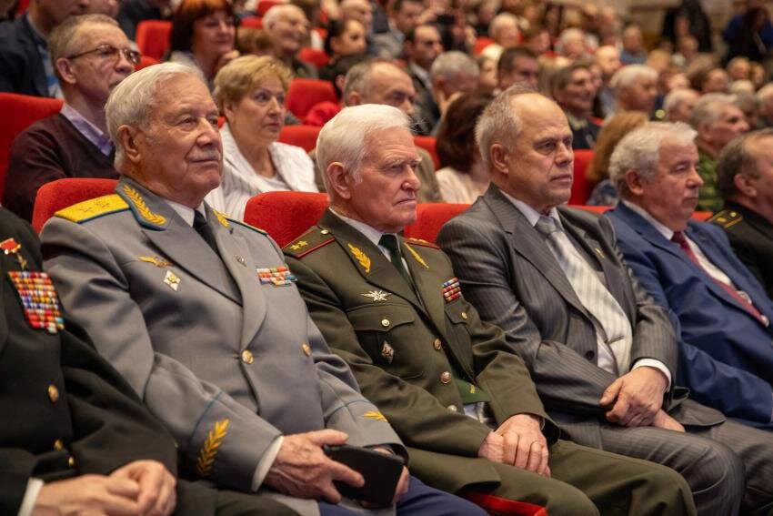В Музее Победы 19 апреля состоялась премьера документального фильма «Инженер Победы. Маршал Аганов».-6