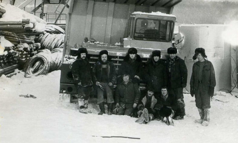 Фото автора. Сборная бригада водителей в славном городе Усть-Кут.