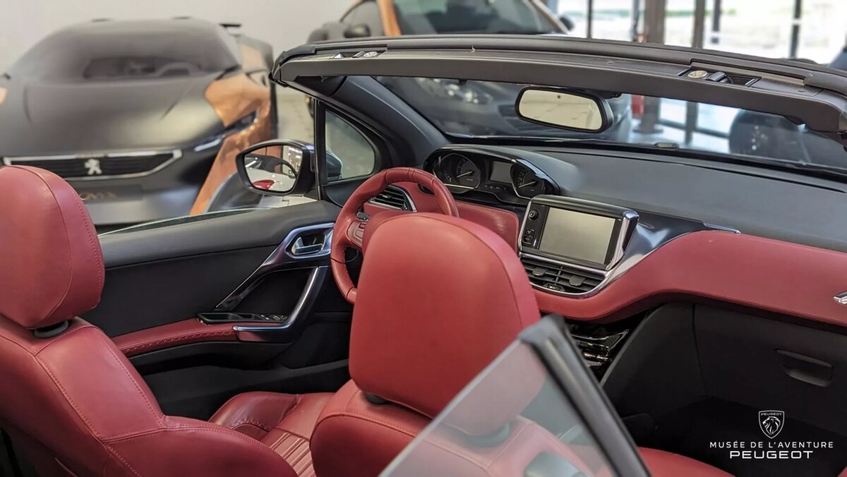    Musee De L’Aventure Peugeot