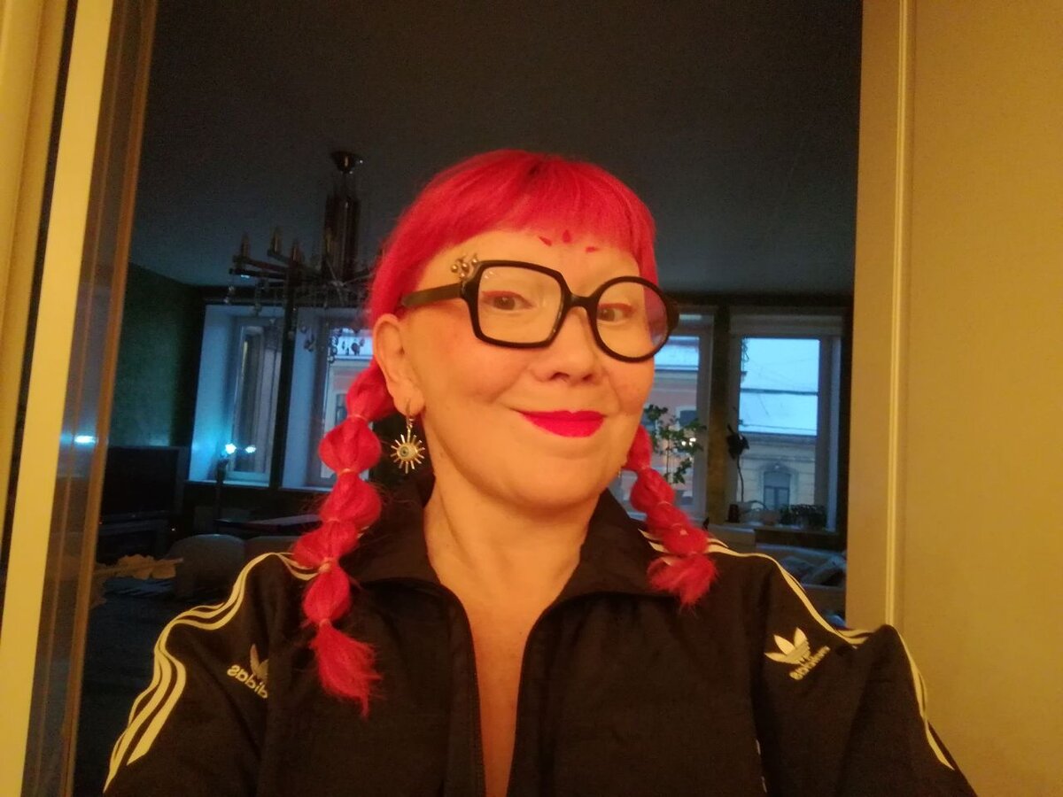 Наталья Романова, автор книг "Идеальная грамотность" и "Пиши без правил"