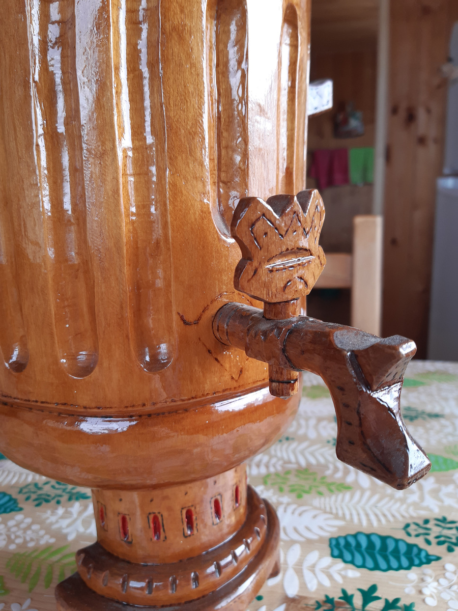 Носик вырезается отдельно