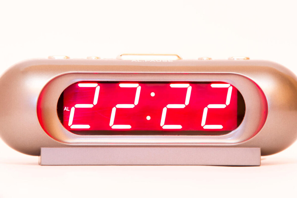    22:22 на часах: значение в отношениях и любви 123RF/legion-media.ru