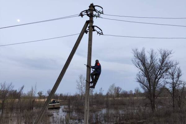    Энергоснабжение скважин Ново-Сакмарского водозабора восстановлено. Когда в Оренбурге появится вода?