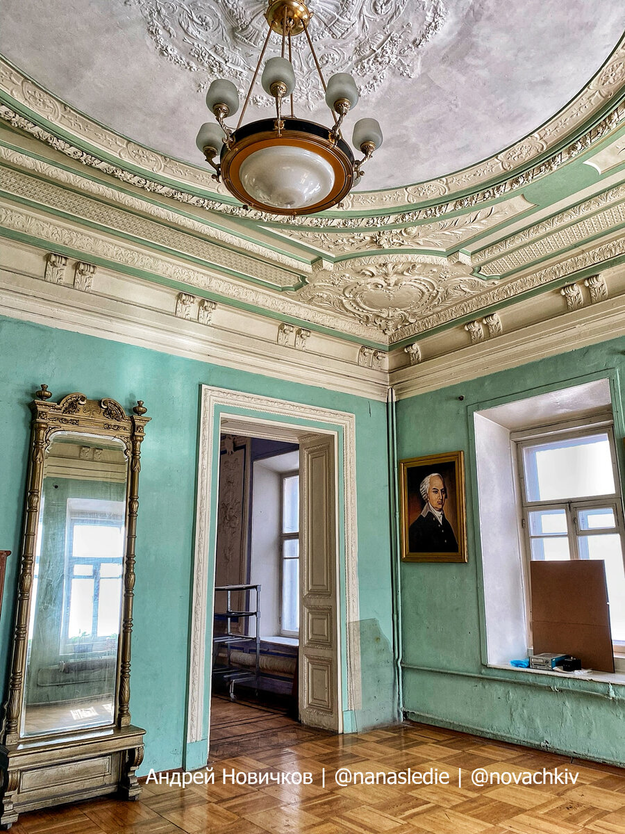 Одна из комнат усадьбы Бутурлина