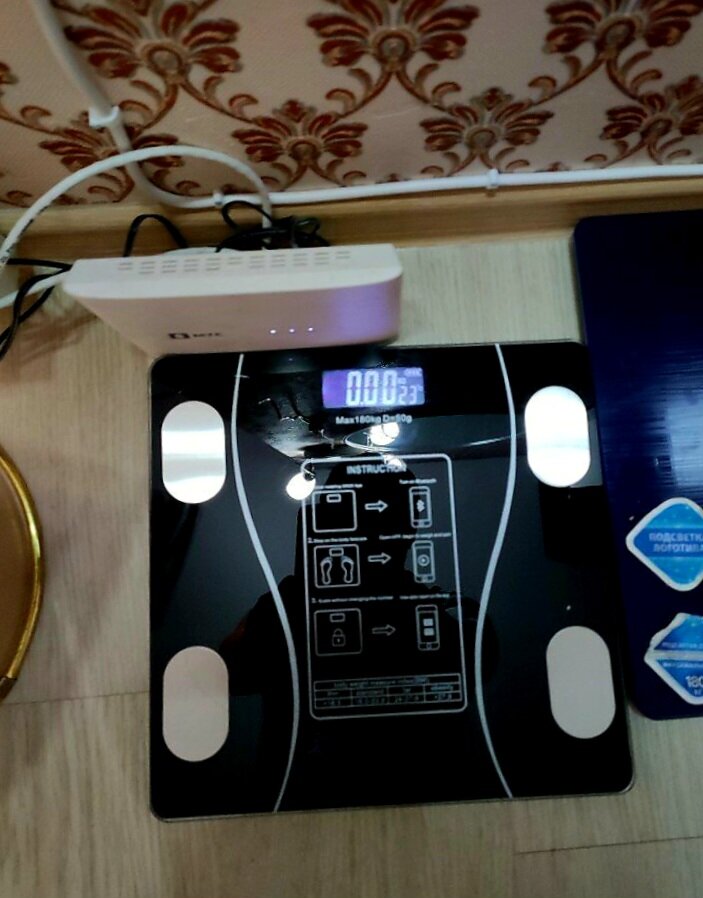 Умные весы.