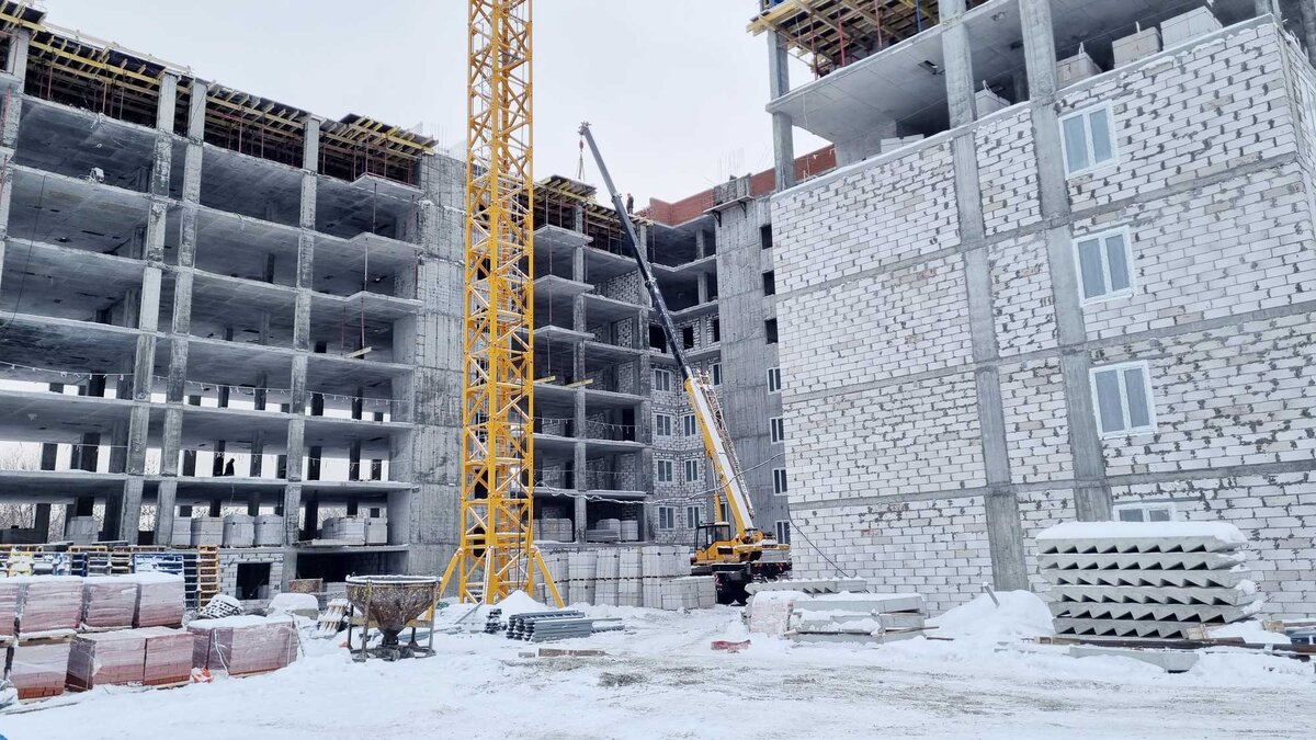 На улице Свердлова строится дом для расселения из аварийного жилья