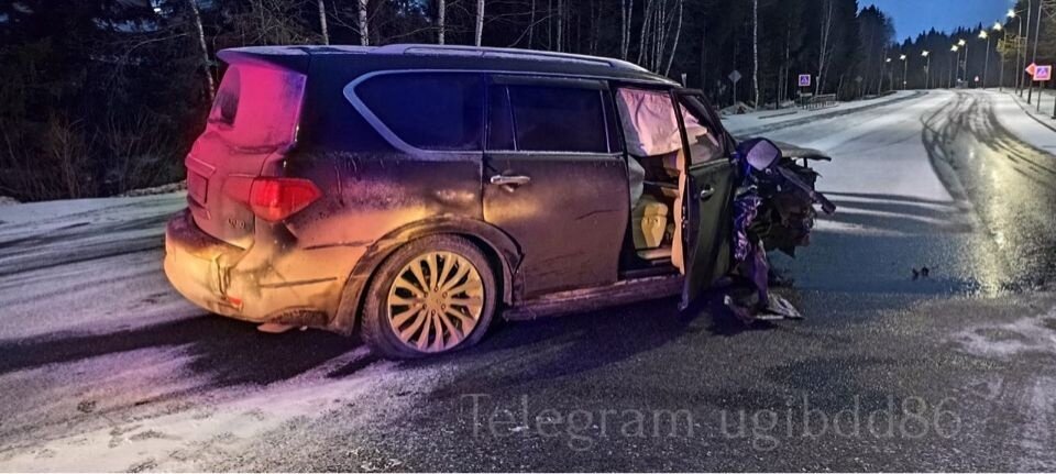    В Ханты-Мансийске в автоаварии пострадали два человека