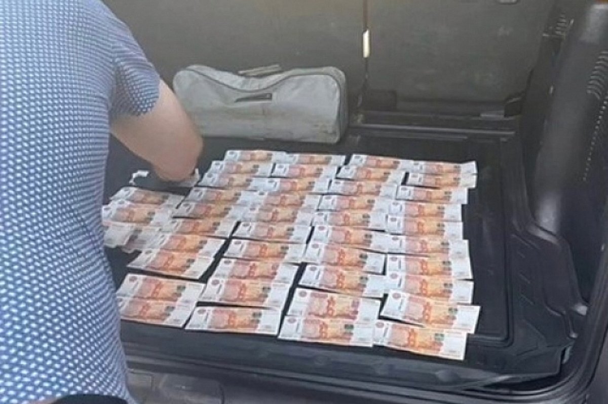    Житель Тюменской области осужден за попытку дачи взятки сотруднику ФСБ