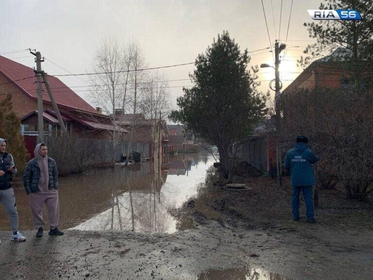    Более 40 тыс пострадавших от паводка оренбуржцев уже получили финансовую помощь Марина Шарт