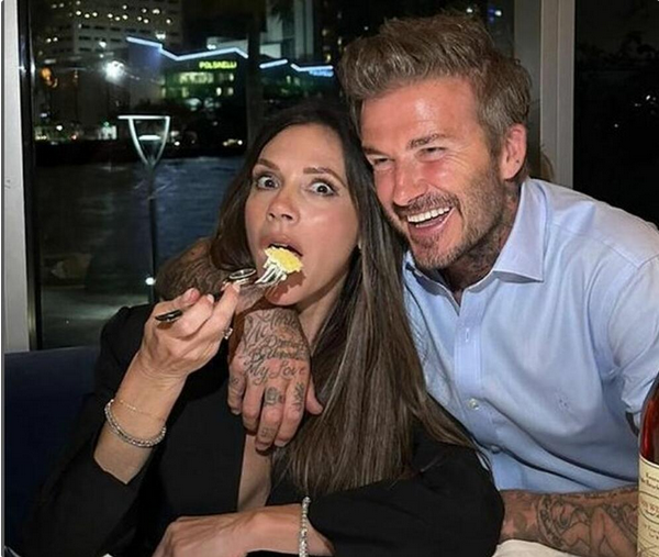 По словам Виктории Бекхэм, она уже 25 лет начинает свой день с одних и тех же блюд. Фото: соцсети Виктории Бекхэм