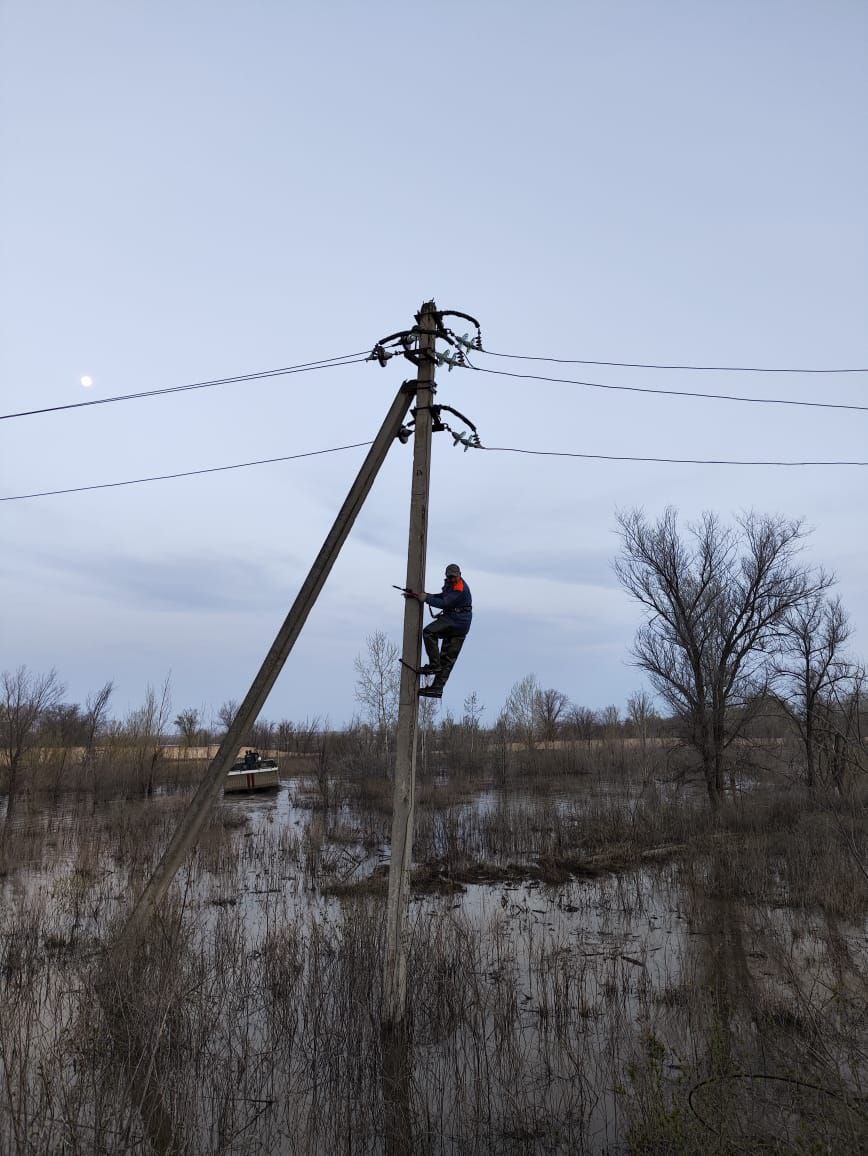  📷    Давление в норме. Водоснабжение домов в Оренбурге и пригороде полностью восстановлено Андрей Севостьянов