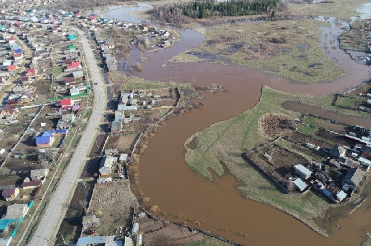    Воду проверяли на соответствие нормам микробиологических показателей