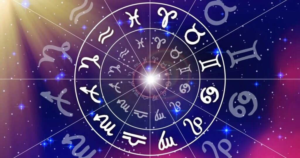 Луна сегодня гороскоп на год