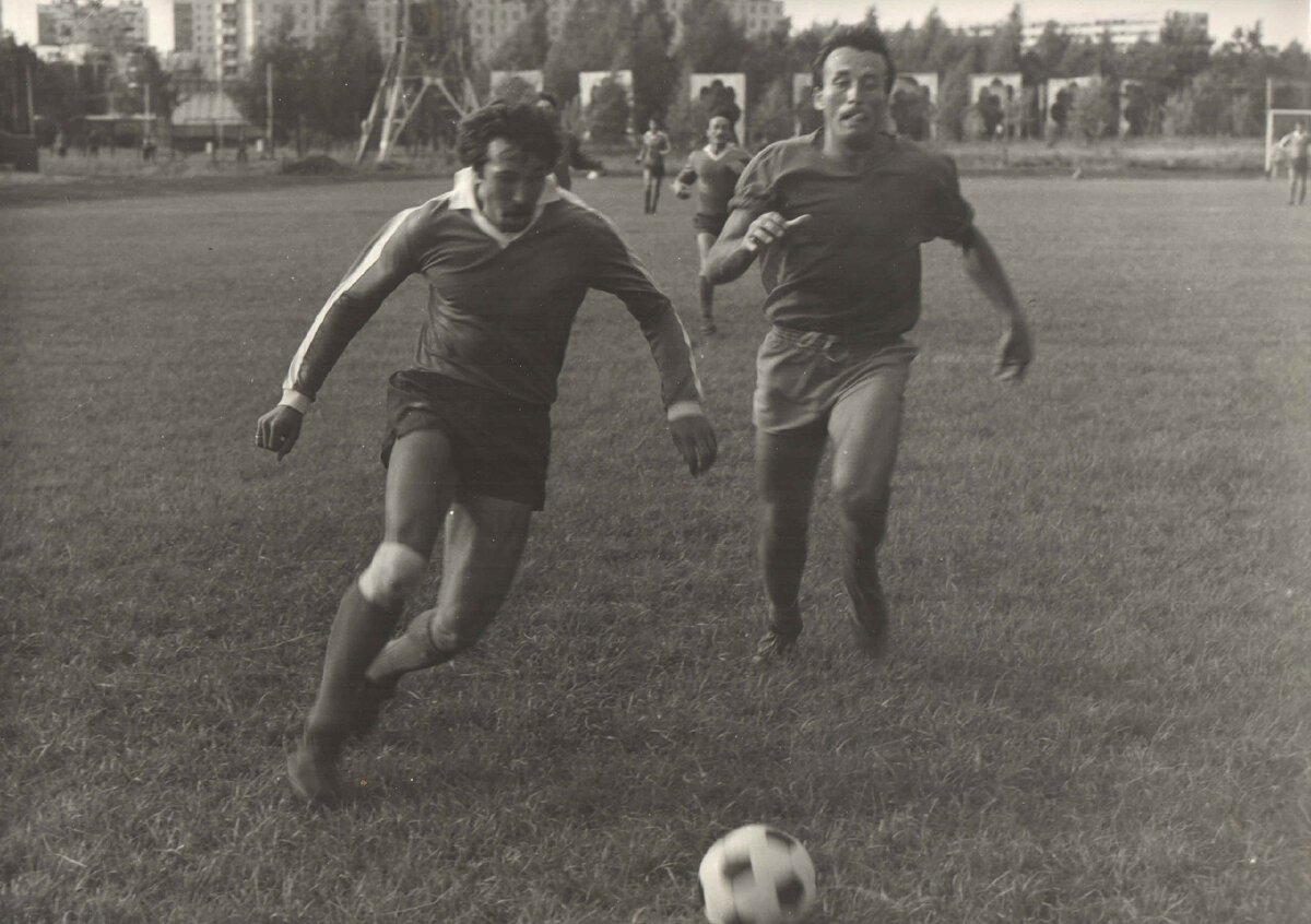 С мячом Азгам Закиев