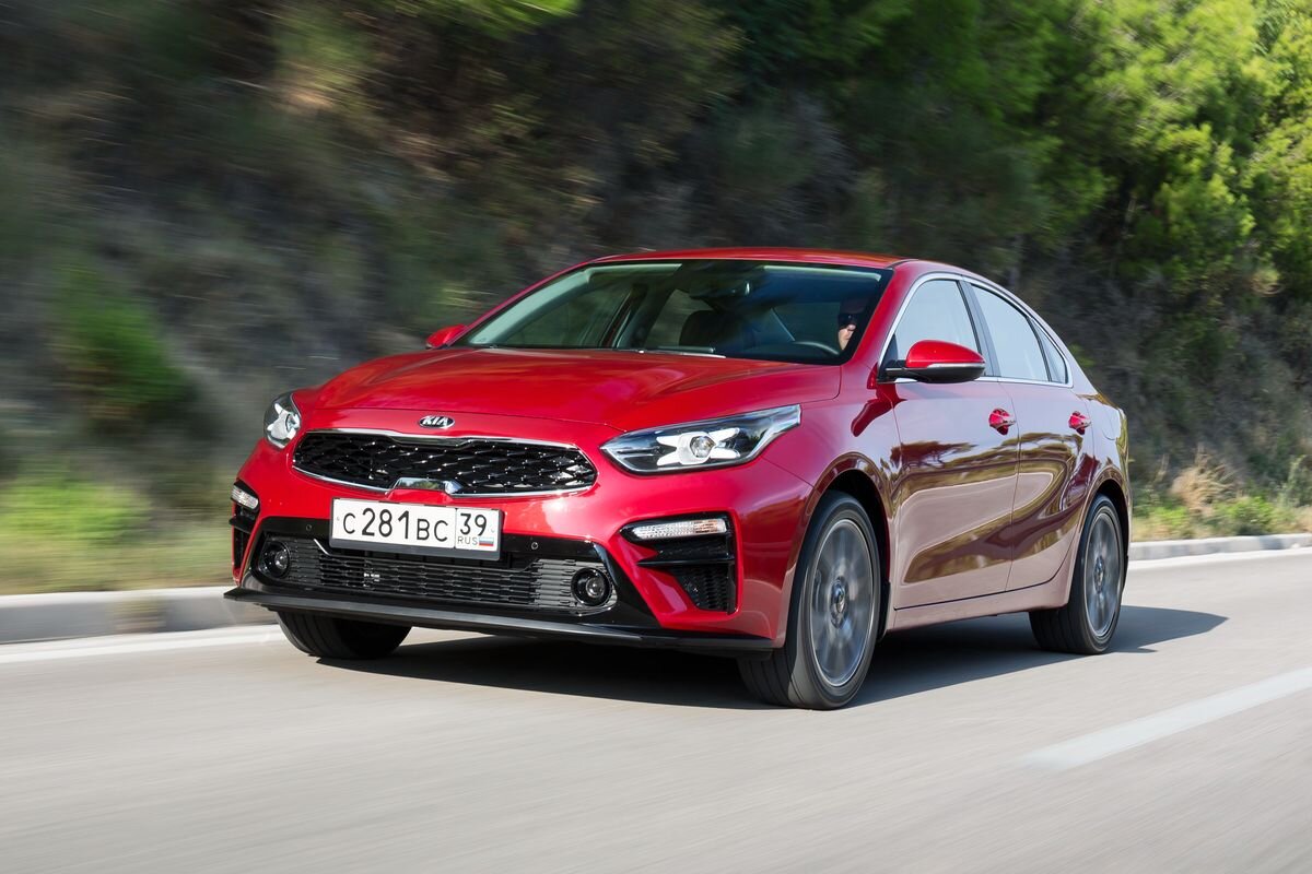 Kia Cerato четвёртого поколения: какой он и сколько стоит на вторичке? |  Что взять? Авто с пробегом | Дзен