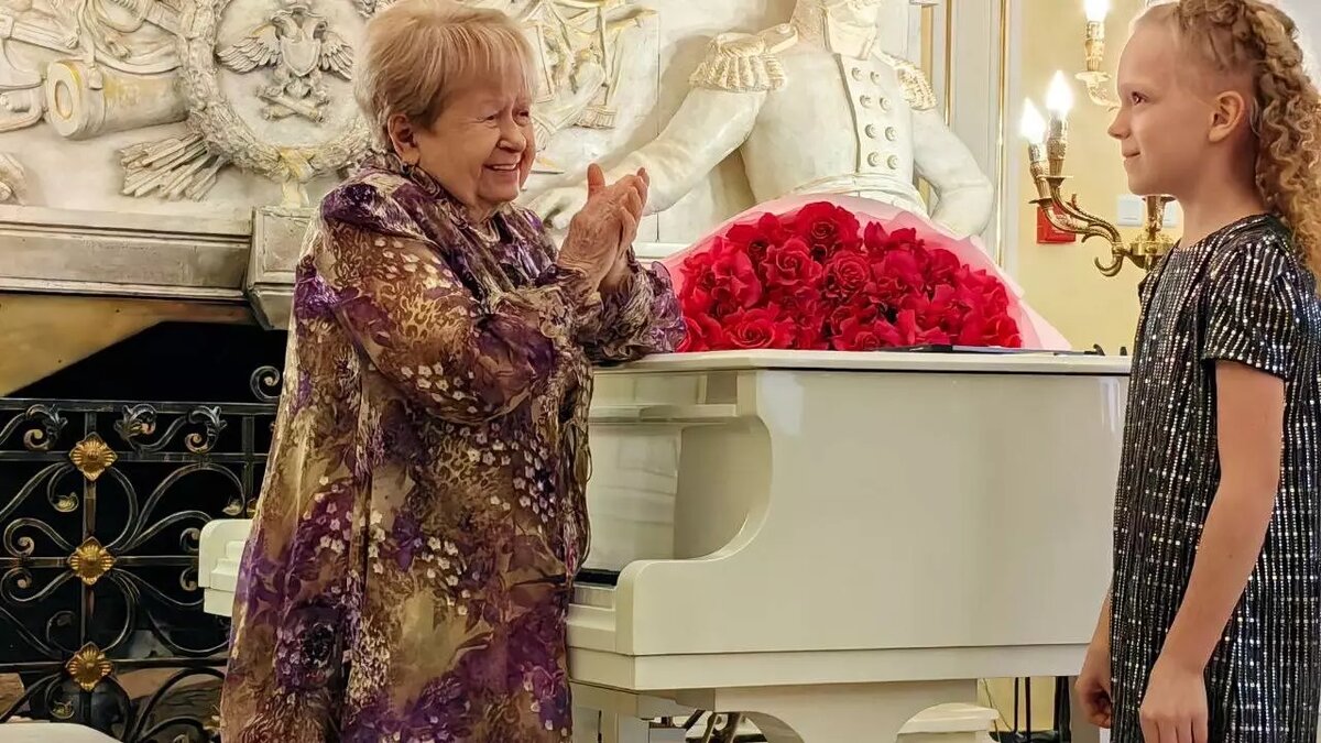     Источник: t.me/AleksandraPahmutova