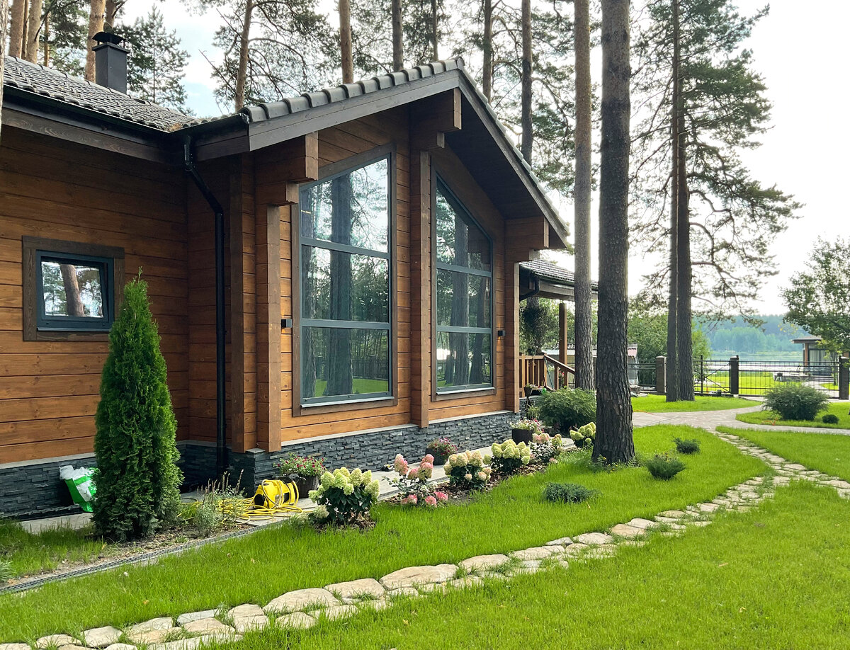 Дом из клеёного бруса, Екатеринбург, проектирование и строительство: архитектурно - строительная компания DOMOY 