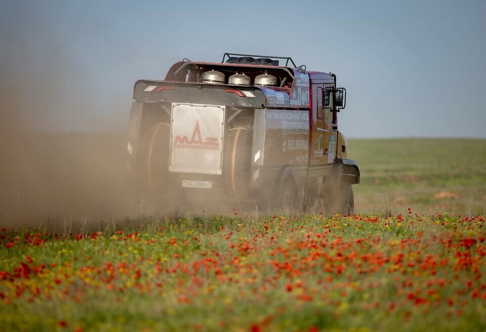    «Не сход, а вынужденная мера». МАЗ продолжил участие в ралли «Золото Кагана»МАЗ-СПОРТавто