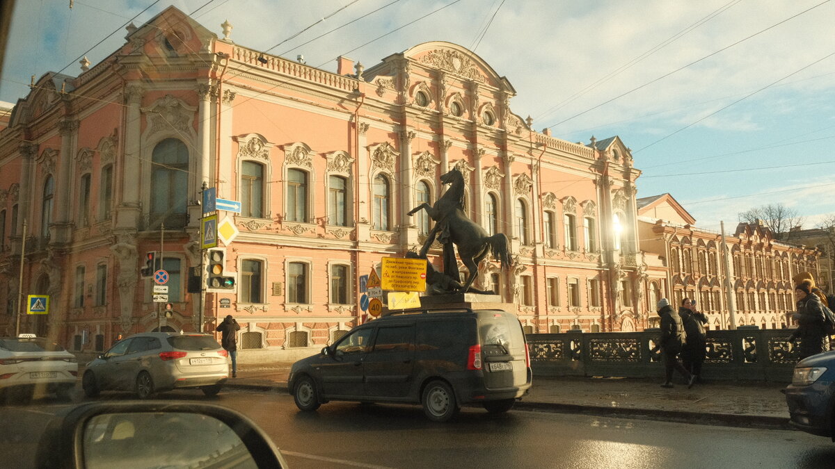 Весна 2024. Фотография - estate.gorbunovb2b.ru 