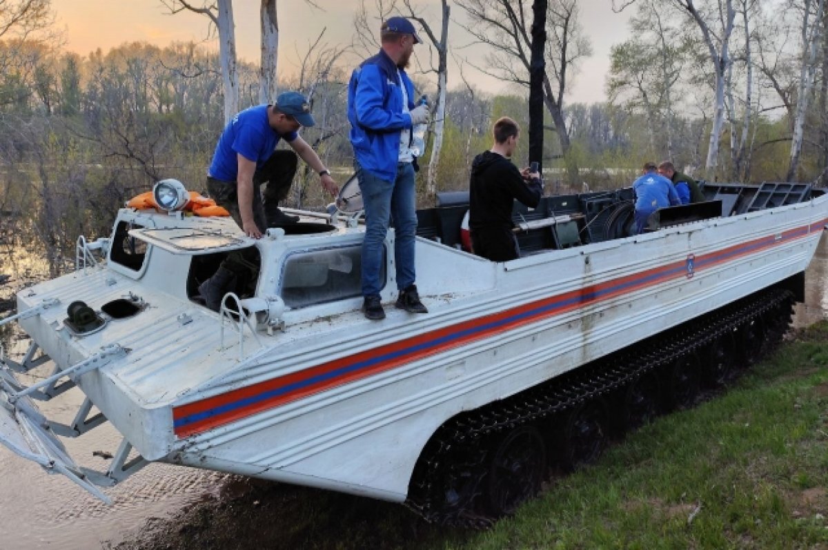 12 часов с «амфибией». Как возвращали воду в два района Оренбурга | АиФ– Оренбург | Дзен