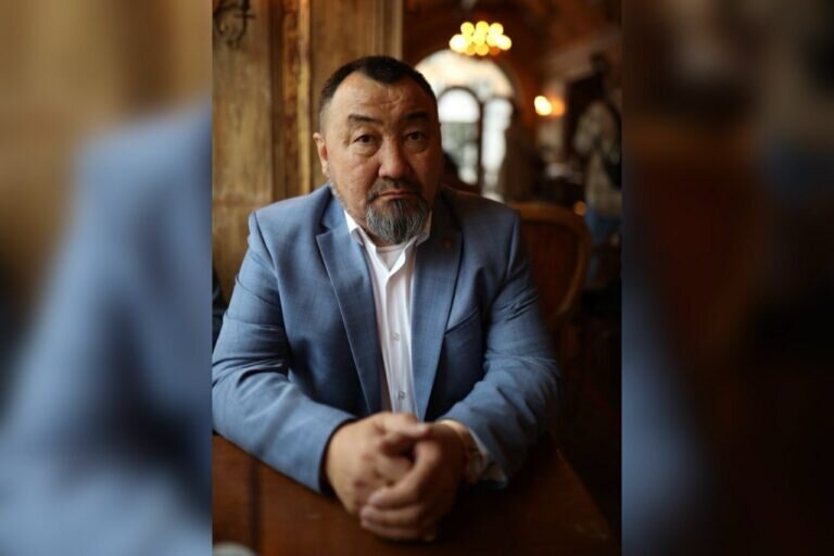    Участник четырех войн Сидала Кунчибаев помог пострадавшим от паводка в Орске Марина Шарт