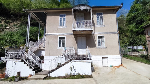 Великолепная квартира в особняке в Абхазии!