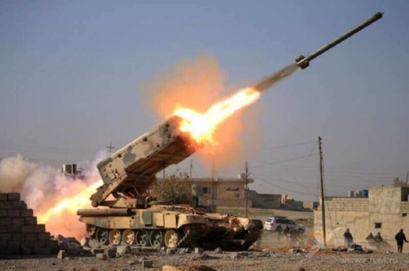  Ирак минувшим воскресеньем запустил пять ракет в направлении военной базы США в Сирии. Пусковые установки находились в городе Зуммар.