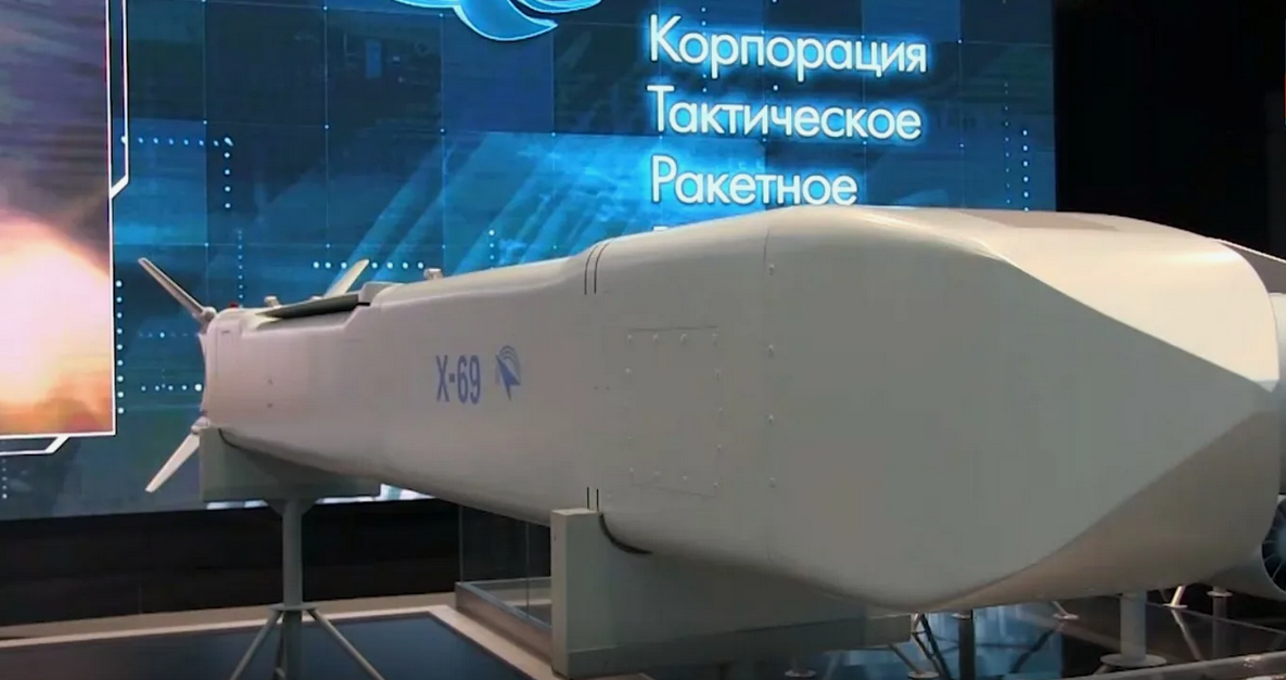 На первой презентации ракетой интересовались Алжир, Венесуэла, Иран, ОАЭ и Индия. Теперь этот интерес стал более конкретным и осязаемым. Фото Ростех
