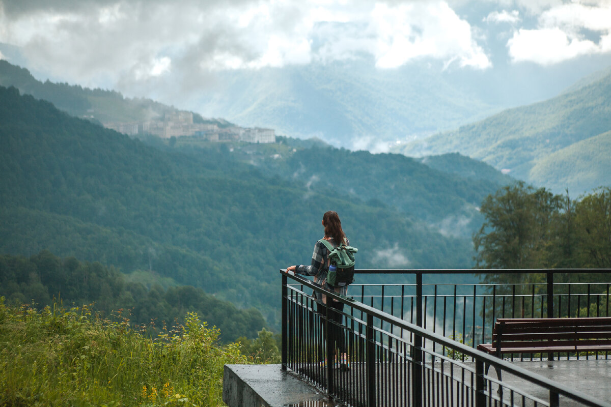 В Горной Олимпийской деревне есть множество видовых локаций и смотровых площадок.