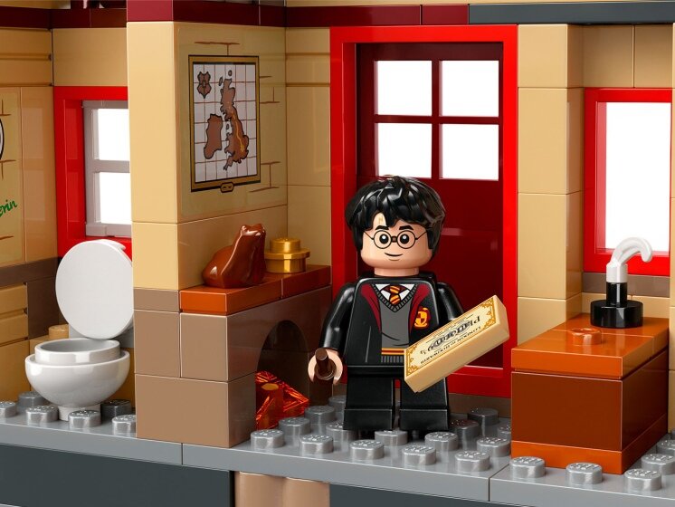 Набор LEGO® Harry Potter™ «Хогвартс-экспресс и станция Хогсмид™» (арт. 76423) 