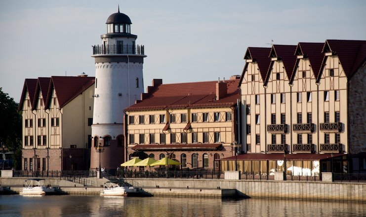 Старый, добрый Калининград-Кёнигсберг, а также курортные Светлогорск, Зеленоградск и другие города на побережье Балтийского моря пользуются у наших туристов огромной популярностью.-2