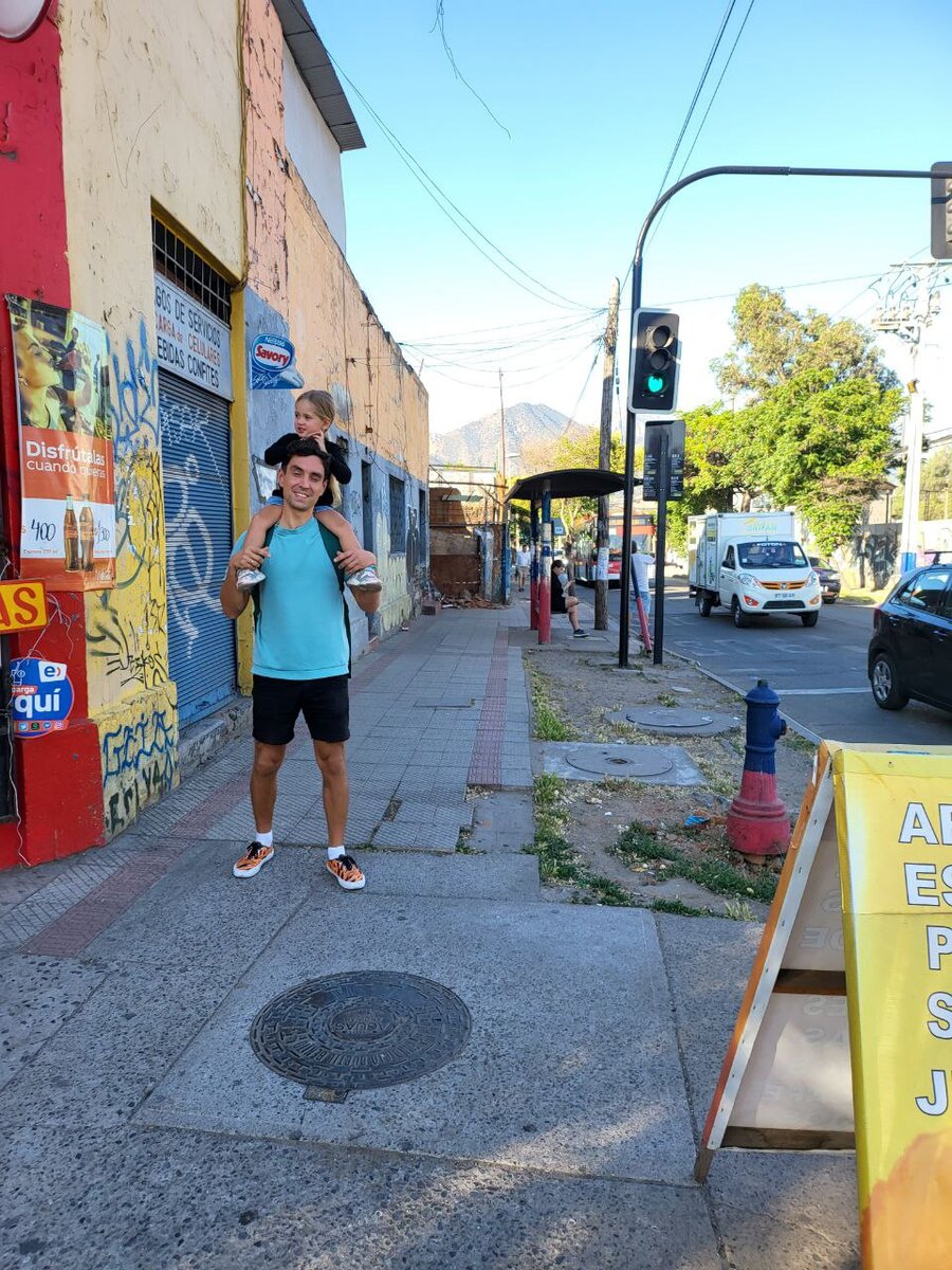 На просмотры к незнакомцам