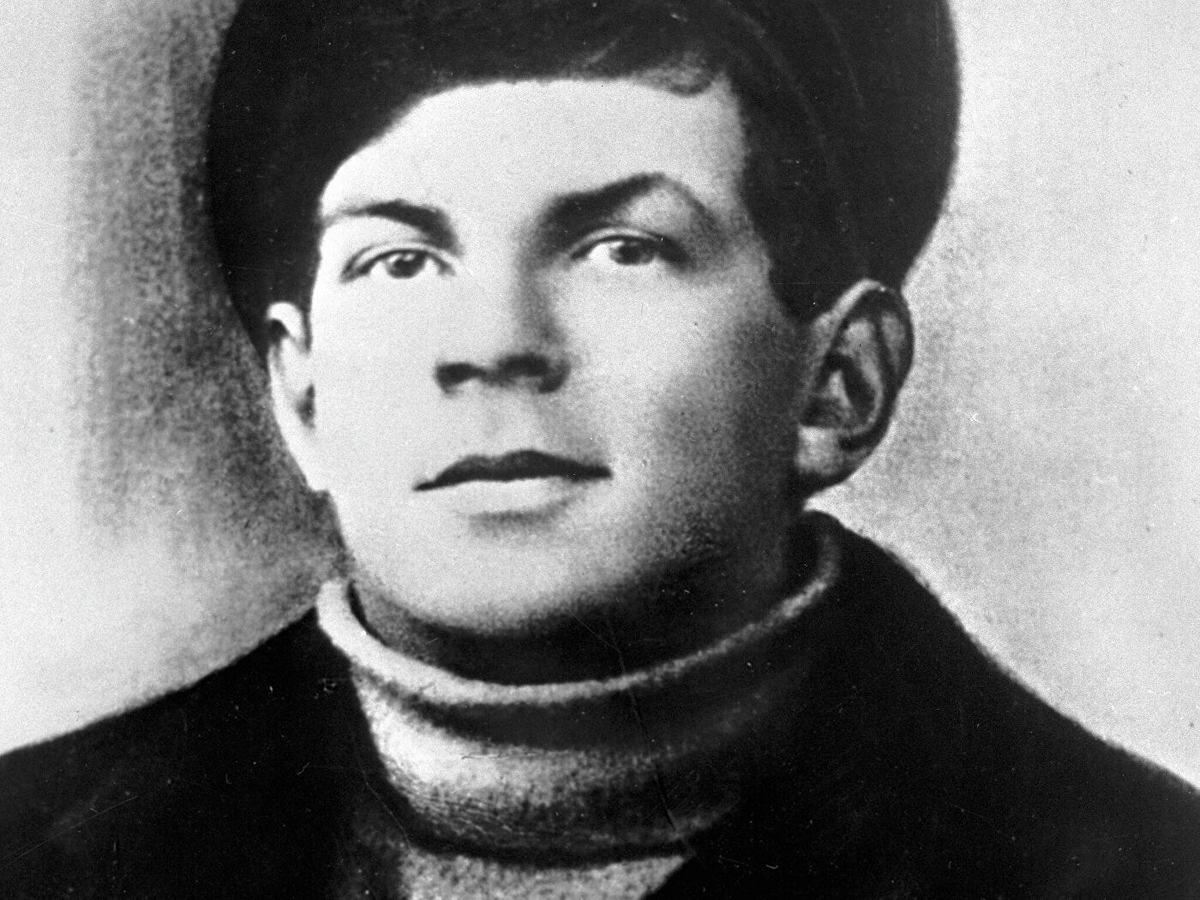 Анатолий Григорьевич Железняков