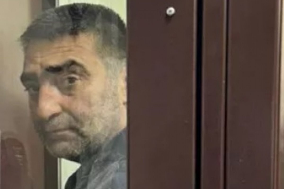    Отец Аббасова заявил, что накопил найденные у него в квартире 70 млн рублей