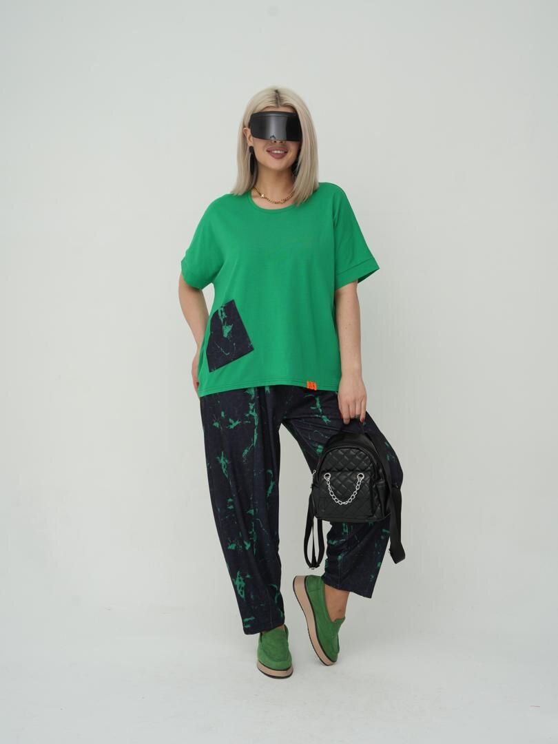 Костюмы нынче востребованы.