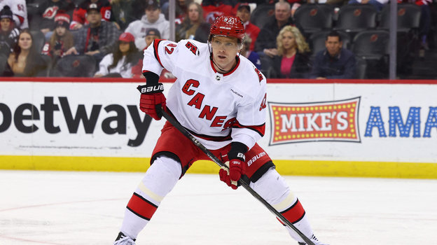    Евгений Кузнецов (ХК «Каролина»). USA Today Sports