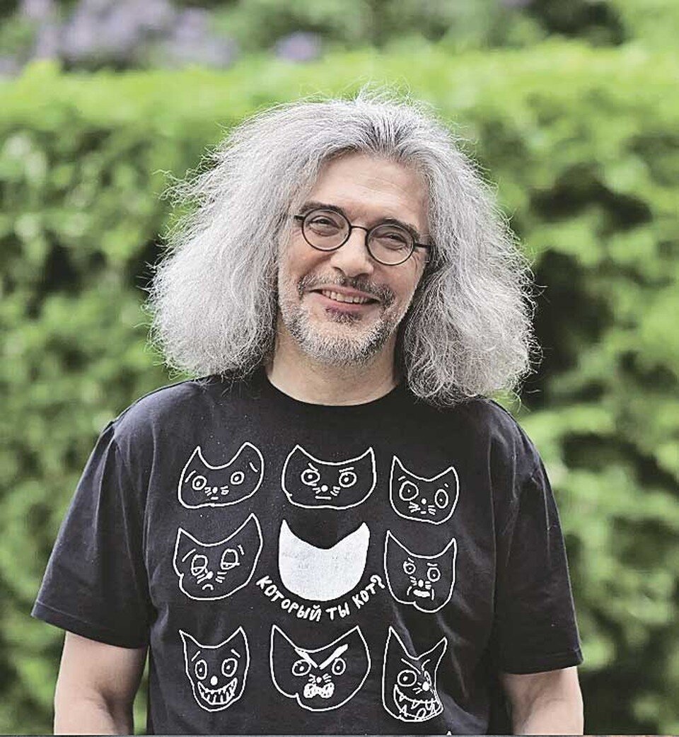    Константин Северинов.